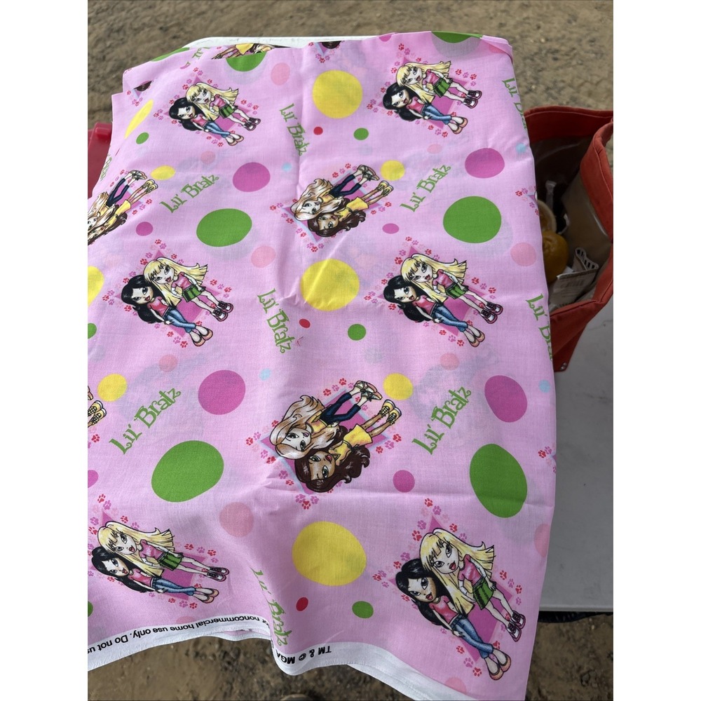 Lil Bratz Fun Fabric 2 Yards Pink Character Print Cotton Blend Crafting Quilting